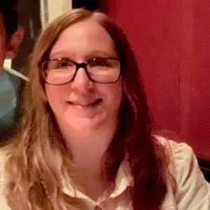 Meet your Posher, Michele